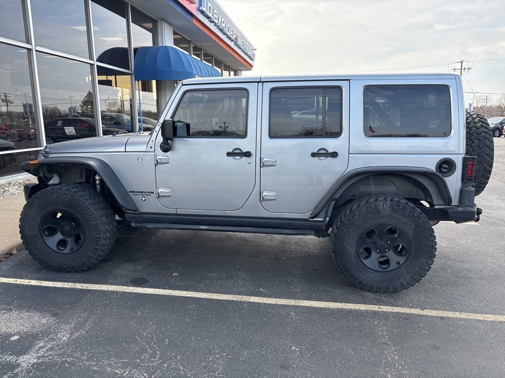 2013 Jeep Wrangler Unlimited Sahara