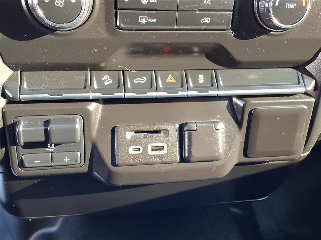 2020 Chevrolet Silverado 1500 Custom Trail Boss