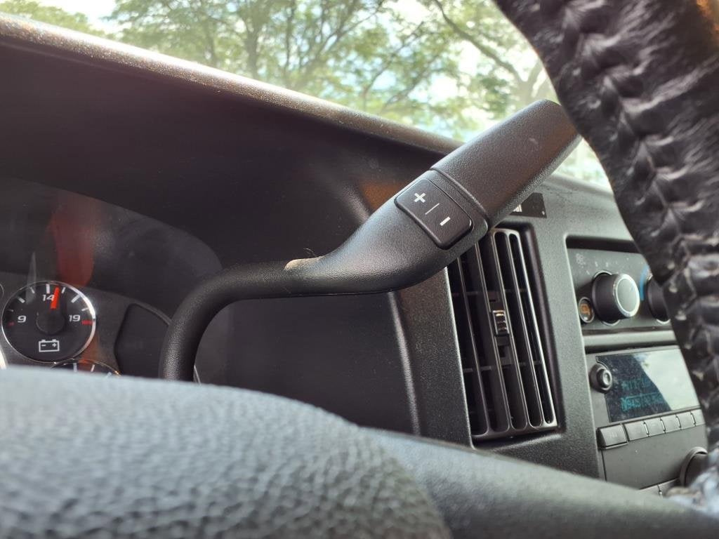 2024 Chevrolet Express Cargo 2500 WT