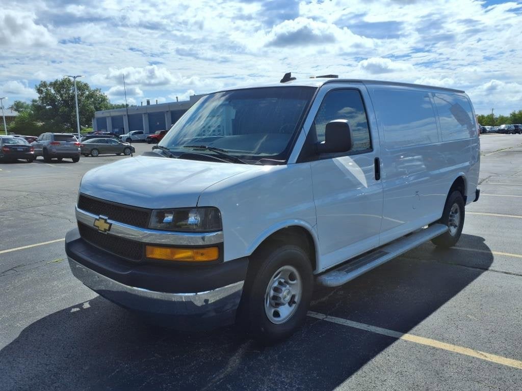 2022 Chevrolet Express Cargo 2500 WT