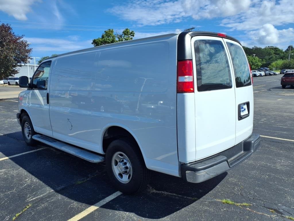2022 Chevrolet Express Cargo 2500 WT