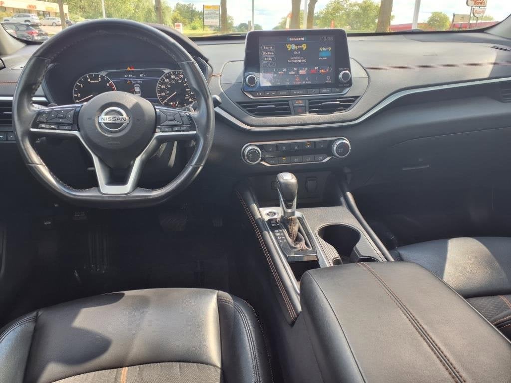 2021 Nissan Altima 2.0 SR