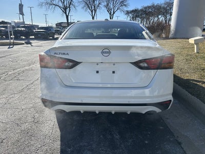 2025 Nissan Altima SV