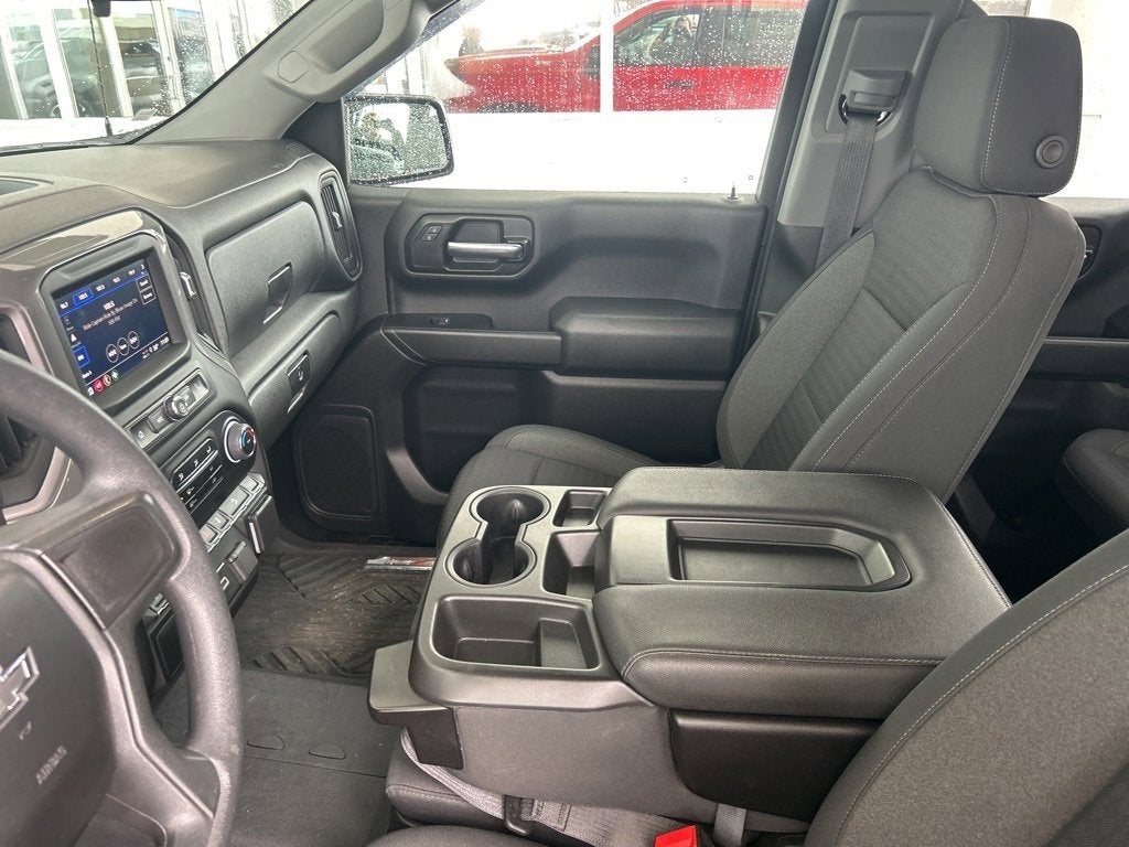 2022 Chevrolet Silverado 1500 Custom Trail Boss