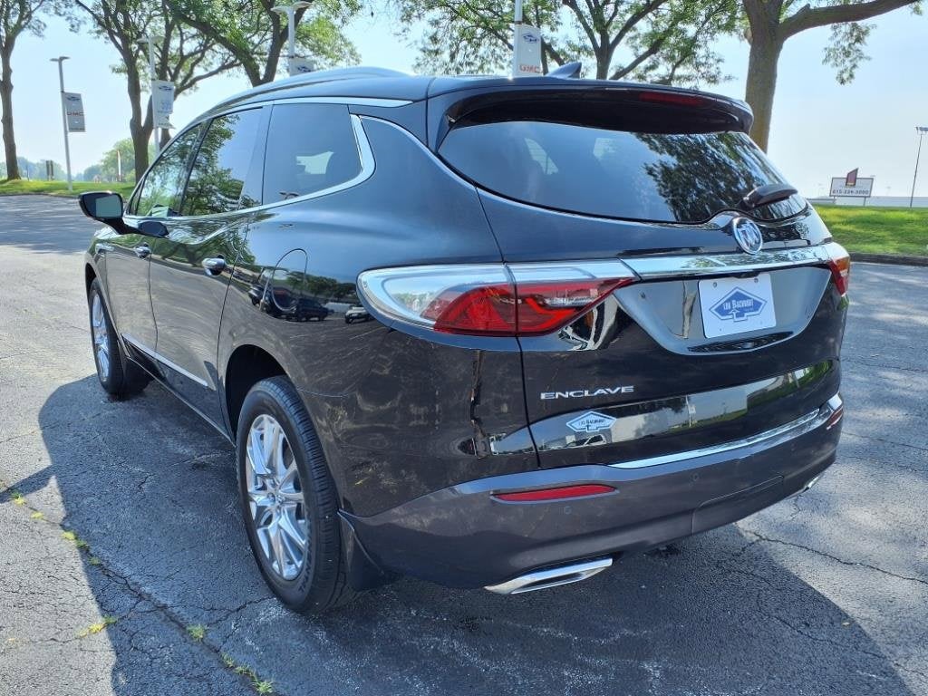 2023 Buick Enclave Premium