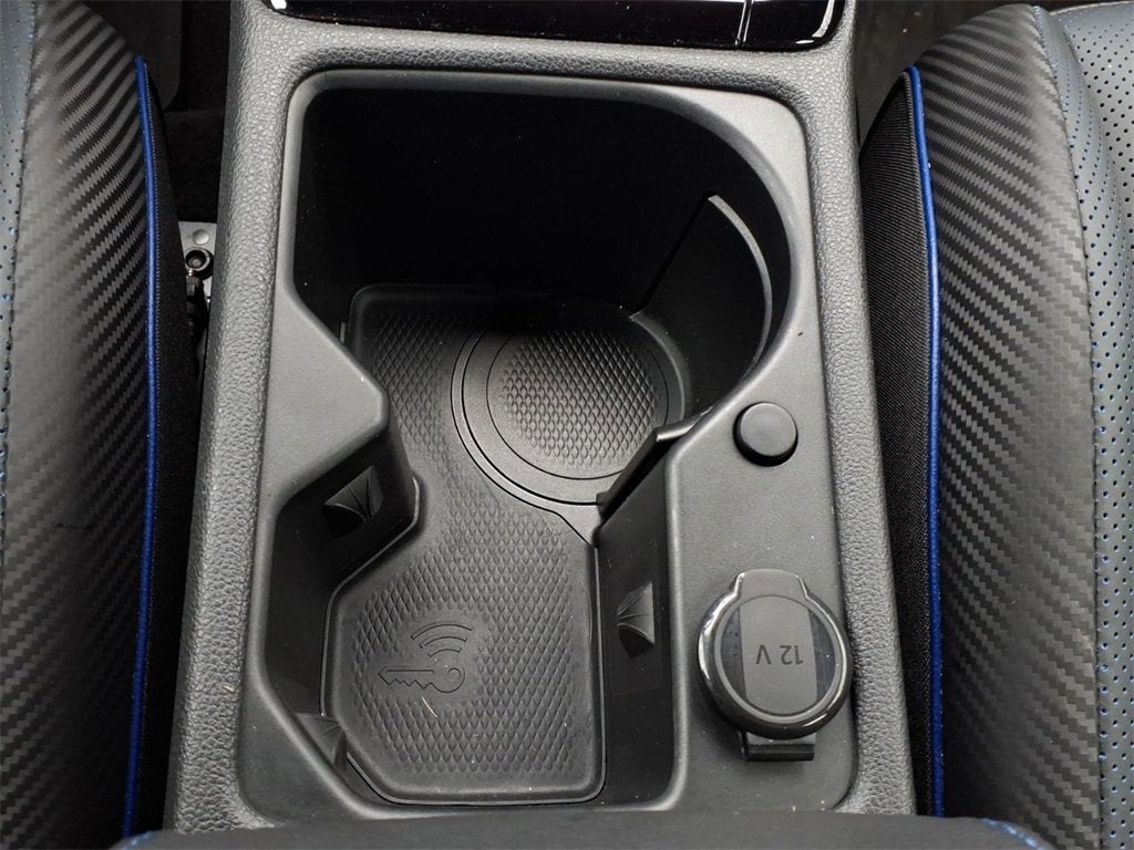 2023 Volkswagen Golf R 20th Anniversary Edition