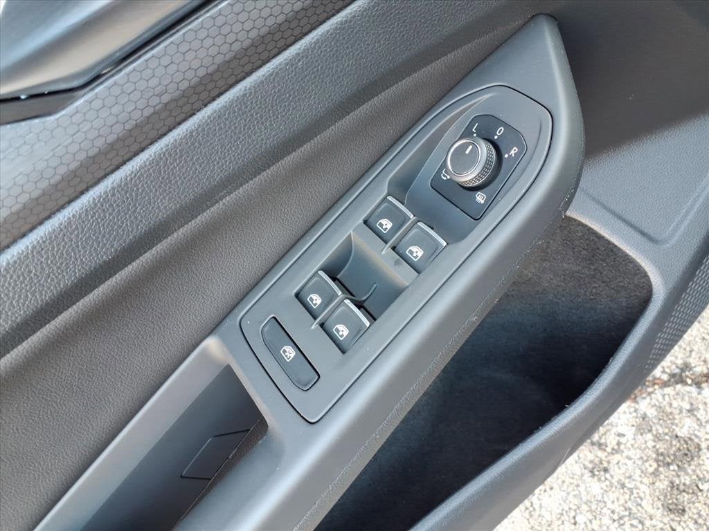 2024 Volkswagen Golf GTI 380 Autobahn