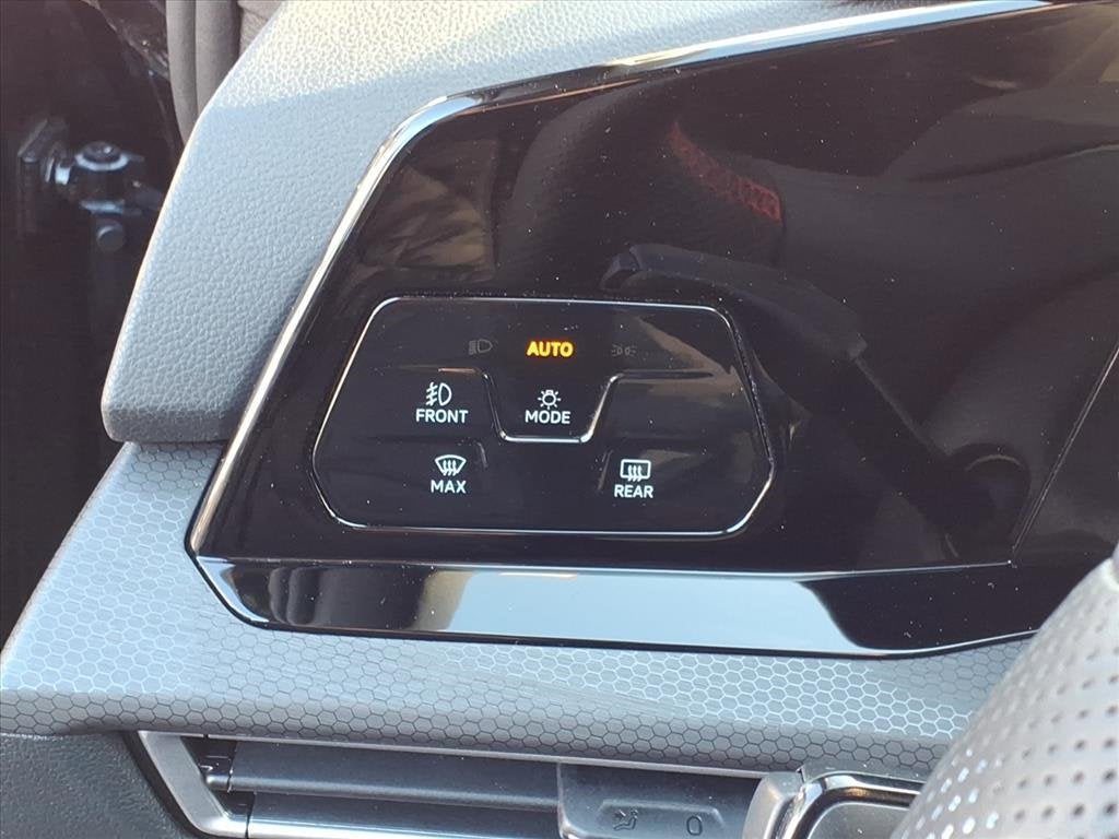 2024 Volkswagen Golf GTI 380 Autobahn