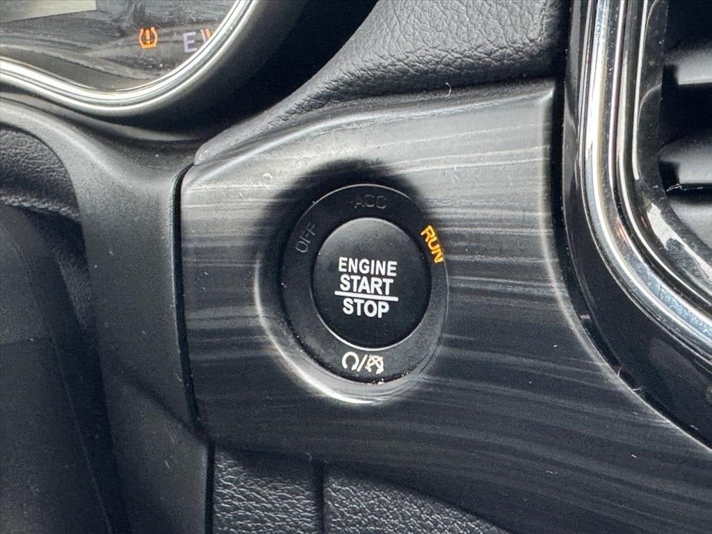 2022 Jeep Grand Cherokee WK Laredo E 4x4