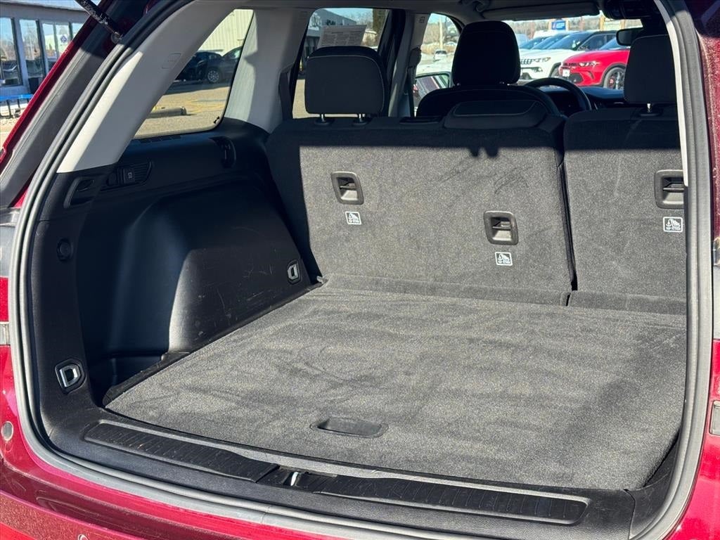 2024 Jeep Grand Cherokee Laredo 4x4