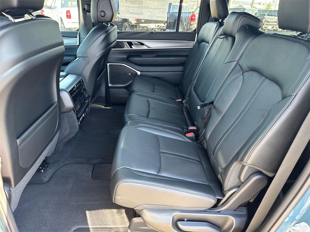 2026 Jeep Grand Wagoneer GRAND WAGONEER L LIMITED ALTITUDE 4X4