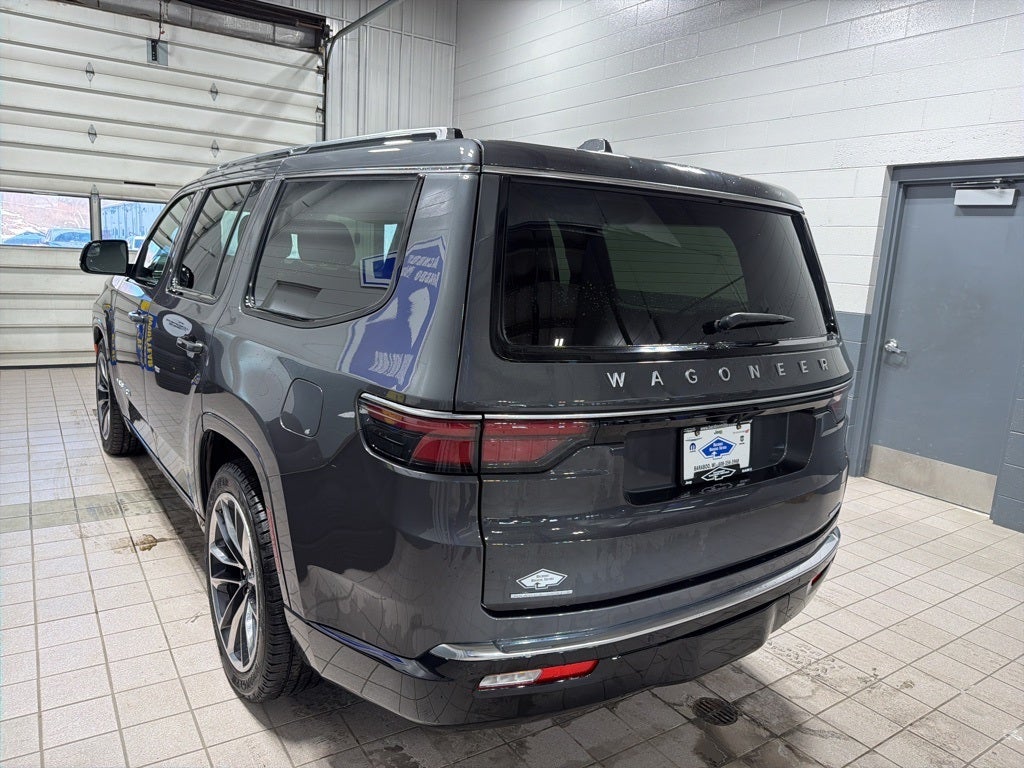 2022 Jeep Wagoneer Series III 4x4