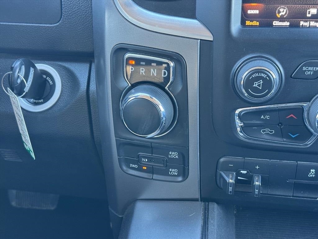 2023 RAM 1500 Classic SLT Crew Cab 4x4 5'7' Box