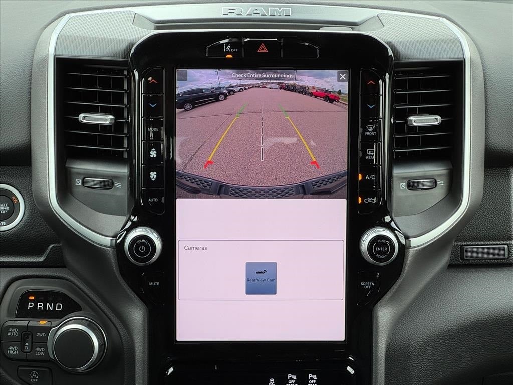 2026 RAM 1500 Big Horn Crew Cab 4x4 5'7' Box