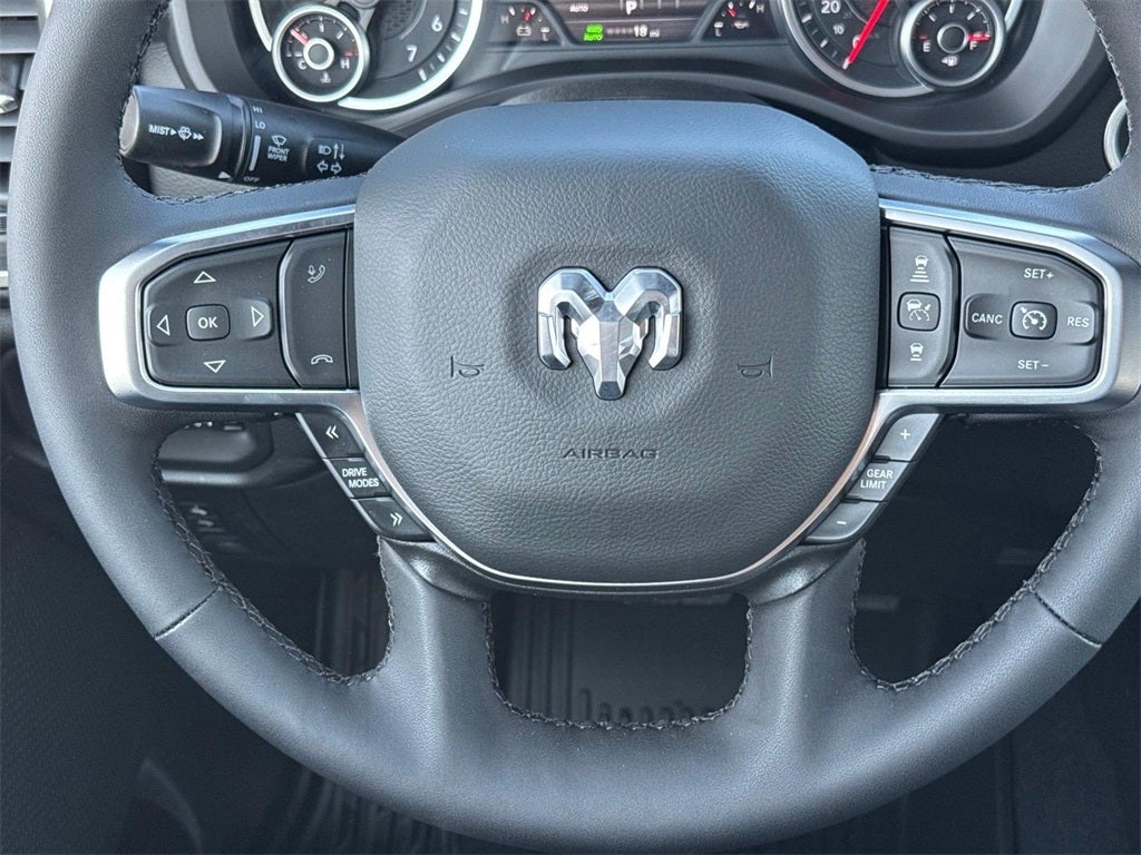 2026 RAM Ram 1500 RAM 1500 BIG HORN CREW CAB 4X4 6'4' BOX