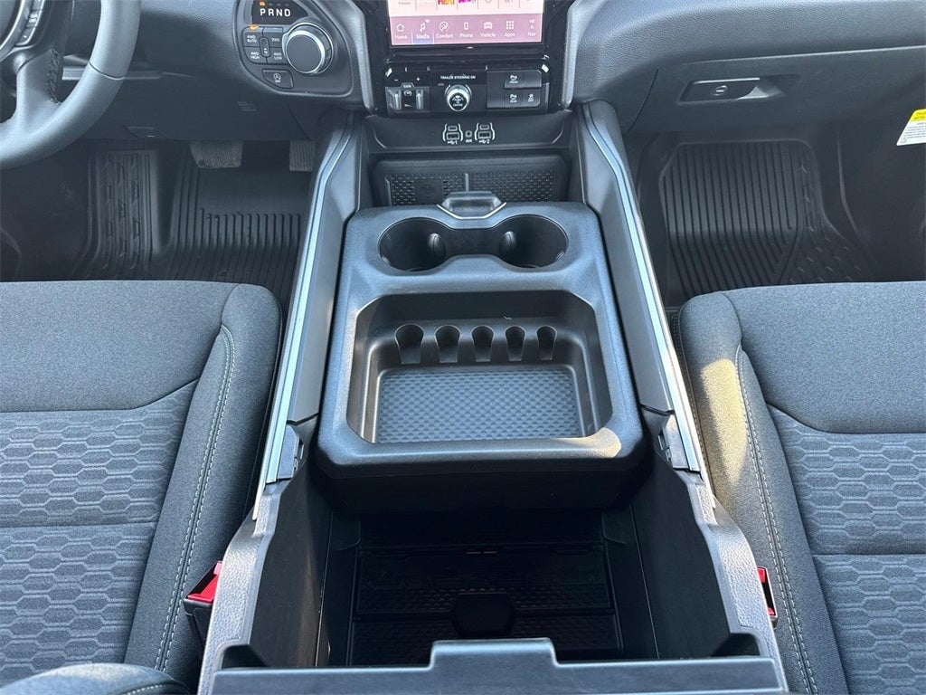 2026 RAM Ram 1500 RAM 1500 BIG HORN CREW CAB 4X4 6'4' BOX