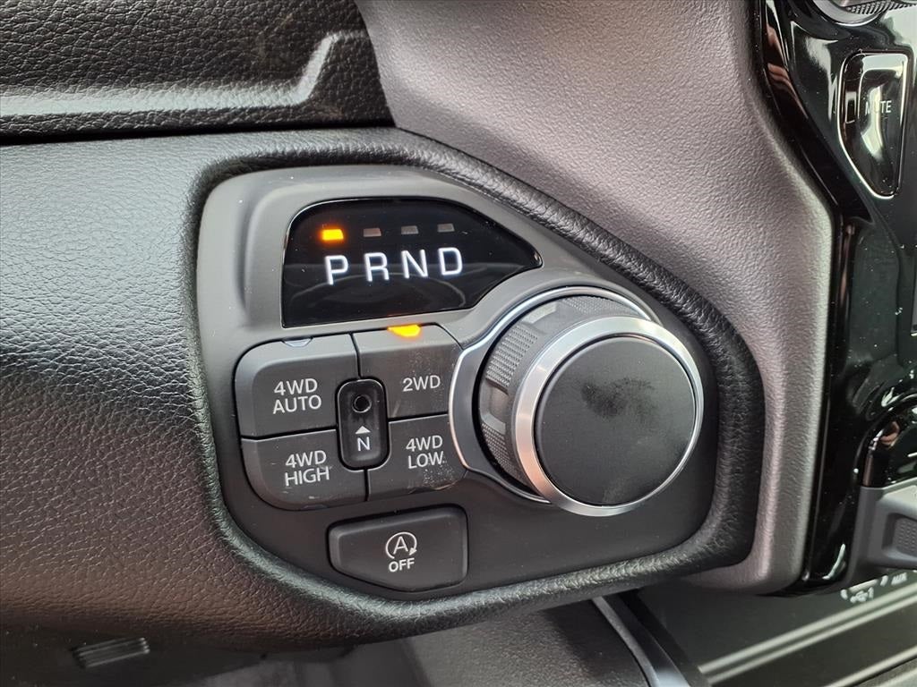 2026 RAM Ram 1500 RAM 1500 BIG HORN CREW CAB 4X4 6'4' BOX