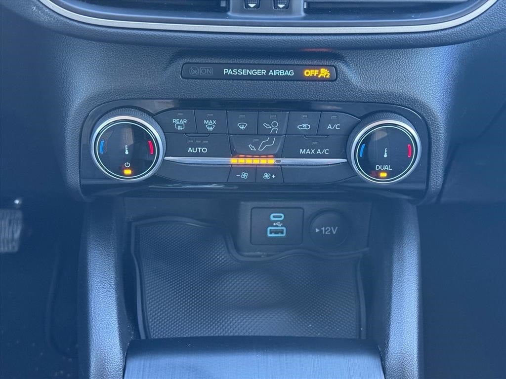 2022 Ford Escape SE Hybrid