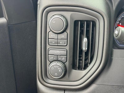 2022 Chevrolet Silverado 1500 4WD Crew Cab Short Bed Custom