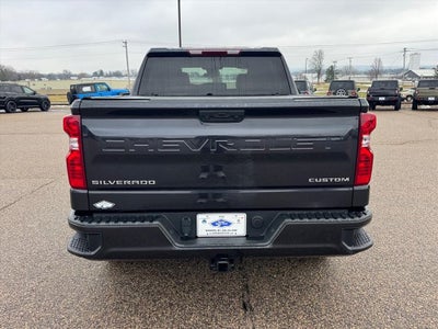 2022 Chevrolet Silverado 1500 4WD Crew Cab Short Bed Custom