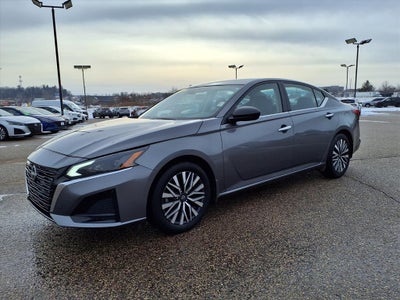 2024 Nissan Altima SV FWD