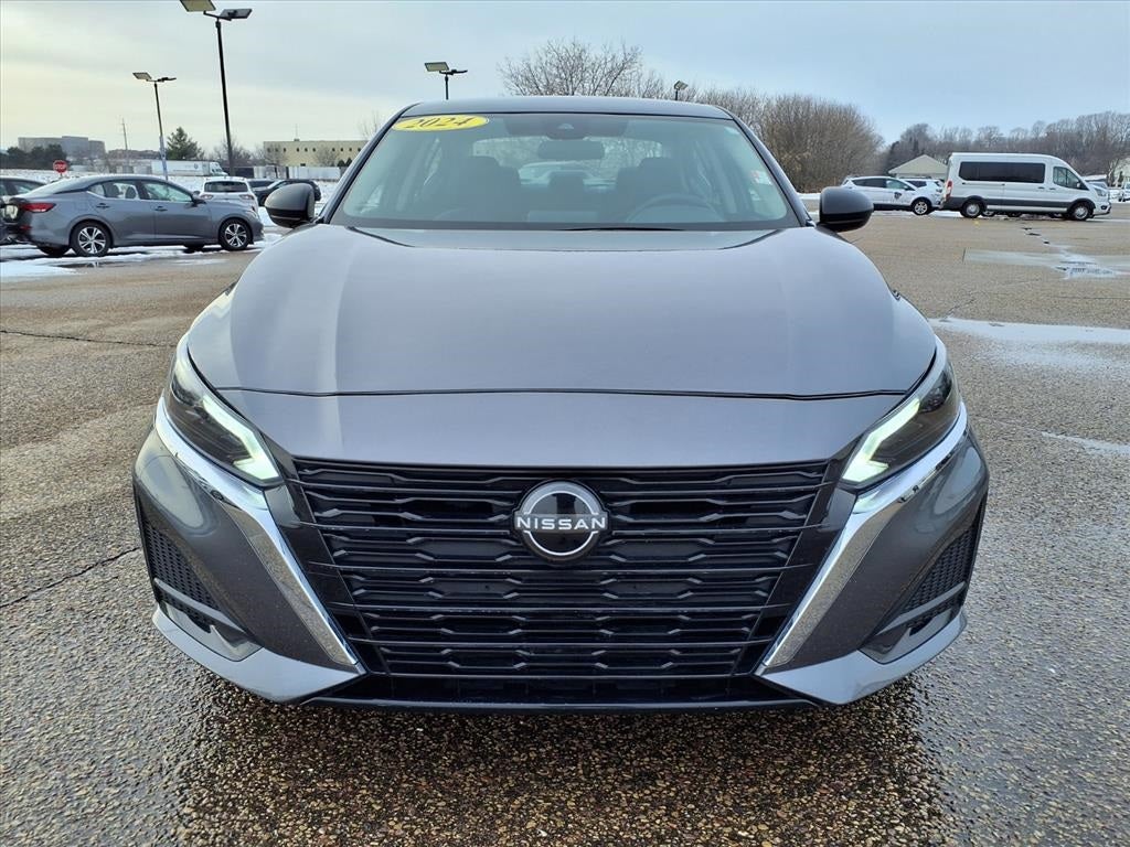 2024 Nissan Altima SV FWD