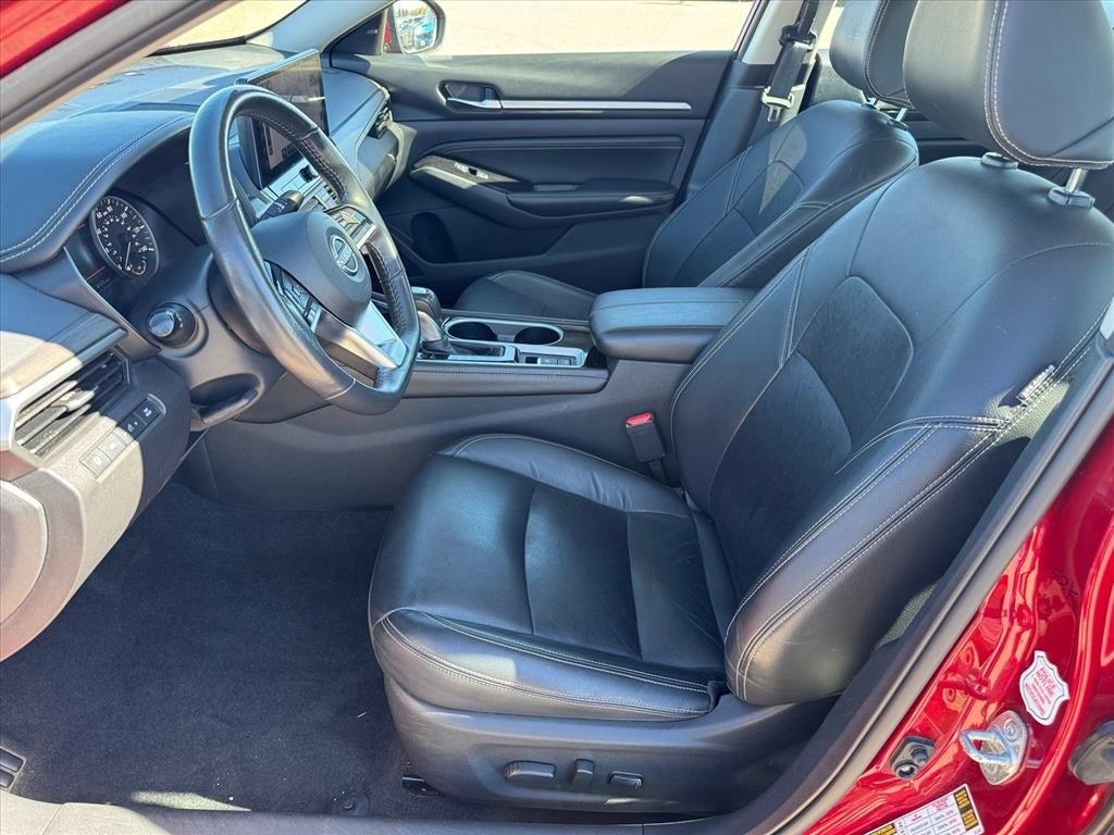 2023 Nissan Altima SL FWD
