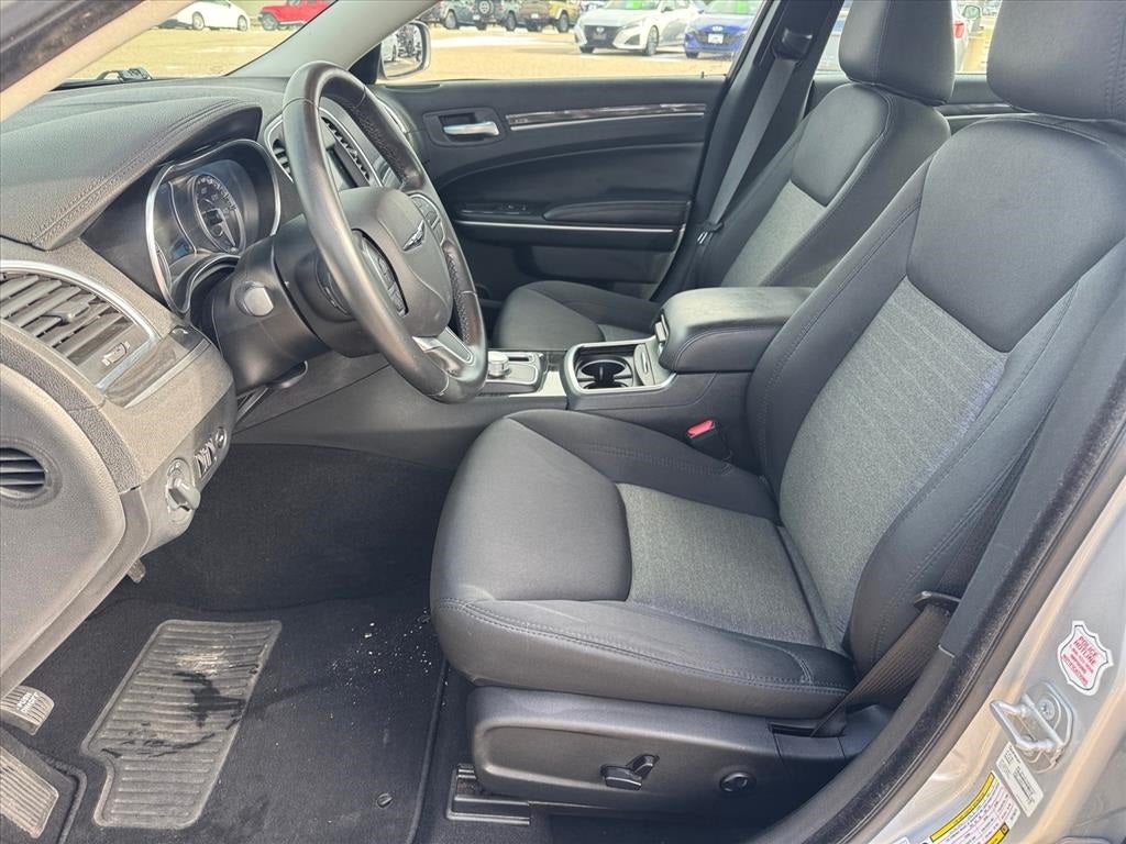 2019 Chrysler 300 Touring