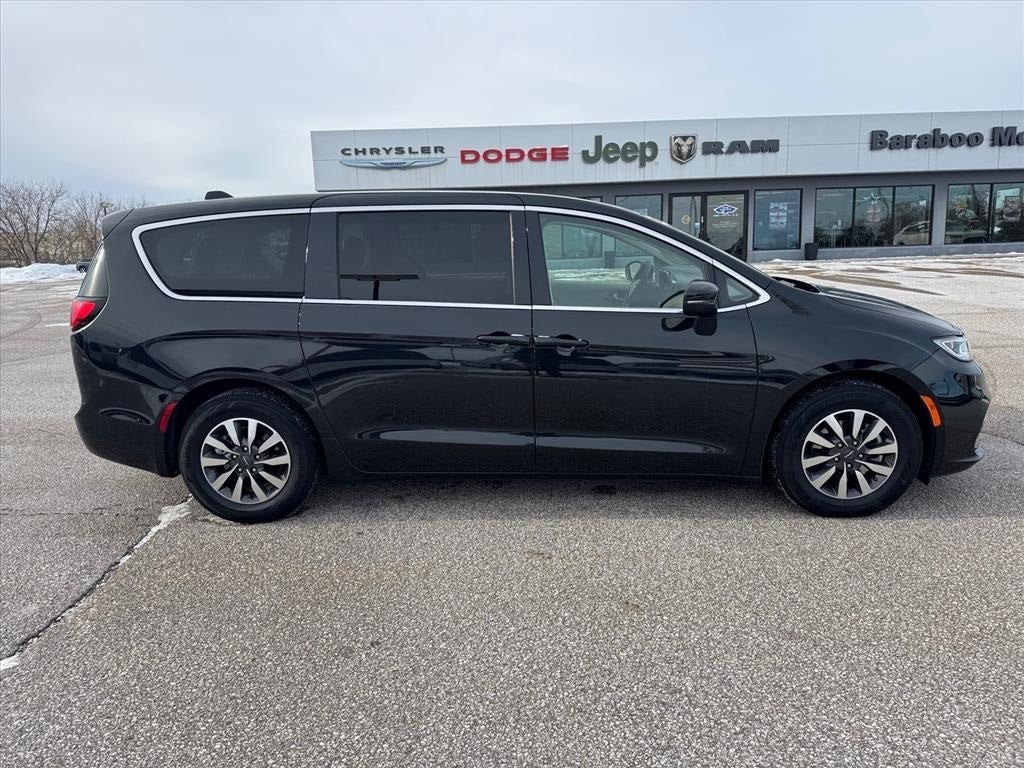 2023 Chrysler Pacifica Hybrid Touring L