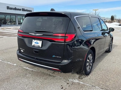 2023 Chrysler Pacifica Hybrid Touring L
