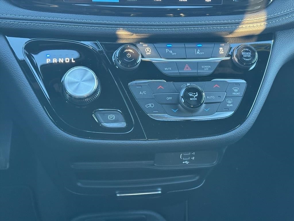 2026 Chrysler Pacifica PACIFICA SELECT AWD