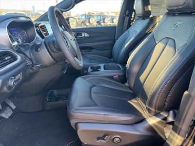 2026 Chrysler Pacifica PACIFICA SELECT AWD