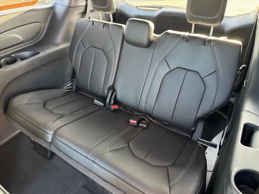 2026 Chrysler Pacifica PACIFICA SELECT AWD