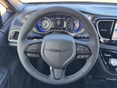 2026 Chrysler Pacifica PACIFICA SELECT AWD