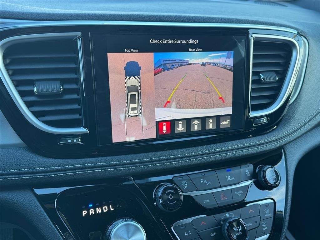 2026 Chrysler Pacifica PACIFICA LIMITED AWD