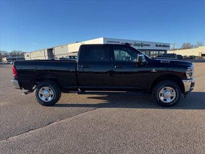 2026 RAM Ram 3500 RAM 3500 TRADESMAN CREW CAB 4X4 6'4' BOX