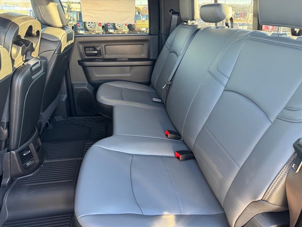 2026 RAM Ram 3500 RAM 3500 TRADESMAN CREW CAB 4X4 6'4' BOX