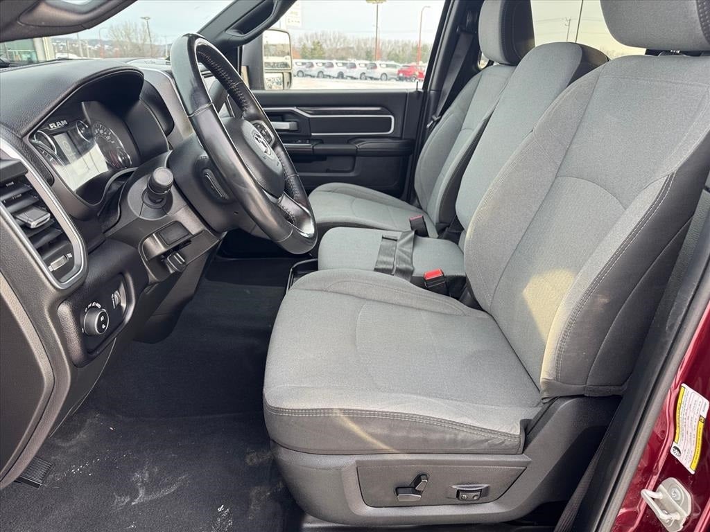 2024 RAM 3500 Big Horn Crew Cab 4x4 8' Box