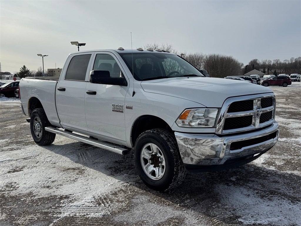 2018 RAM 2500 Tradesman Crew Cab 4x4 6'4' Box