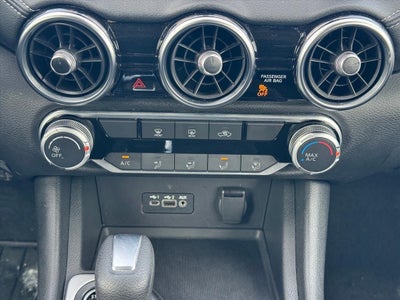 2023 Nissan Sentra SV Xtronic CVT