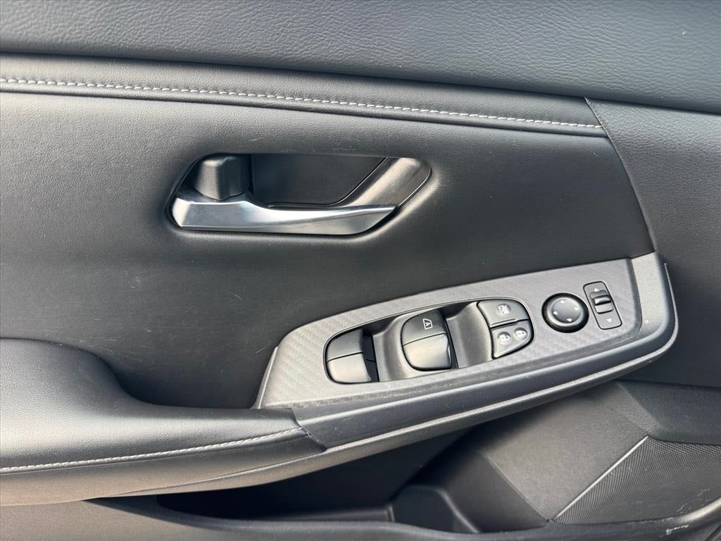 2023 Nissan Sentra SV Xtronic CVT