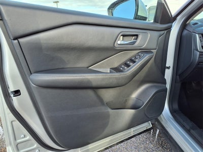 2024 Nissan Rogue SV FWD